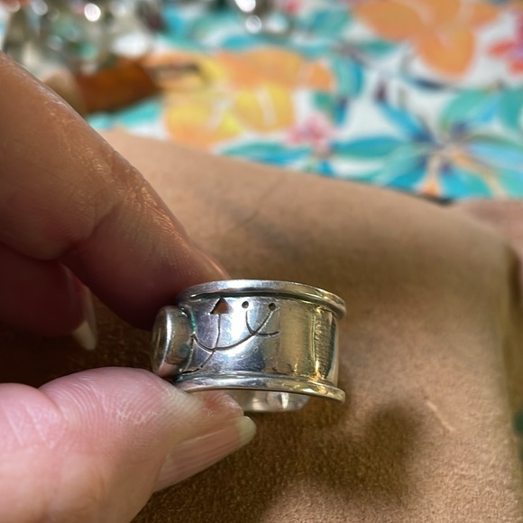 Sterling silver and citrine adjustable ring - Picture 2 of 9